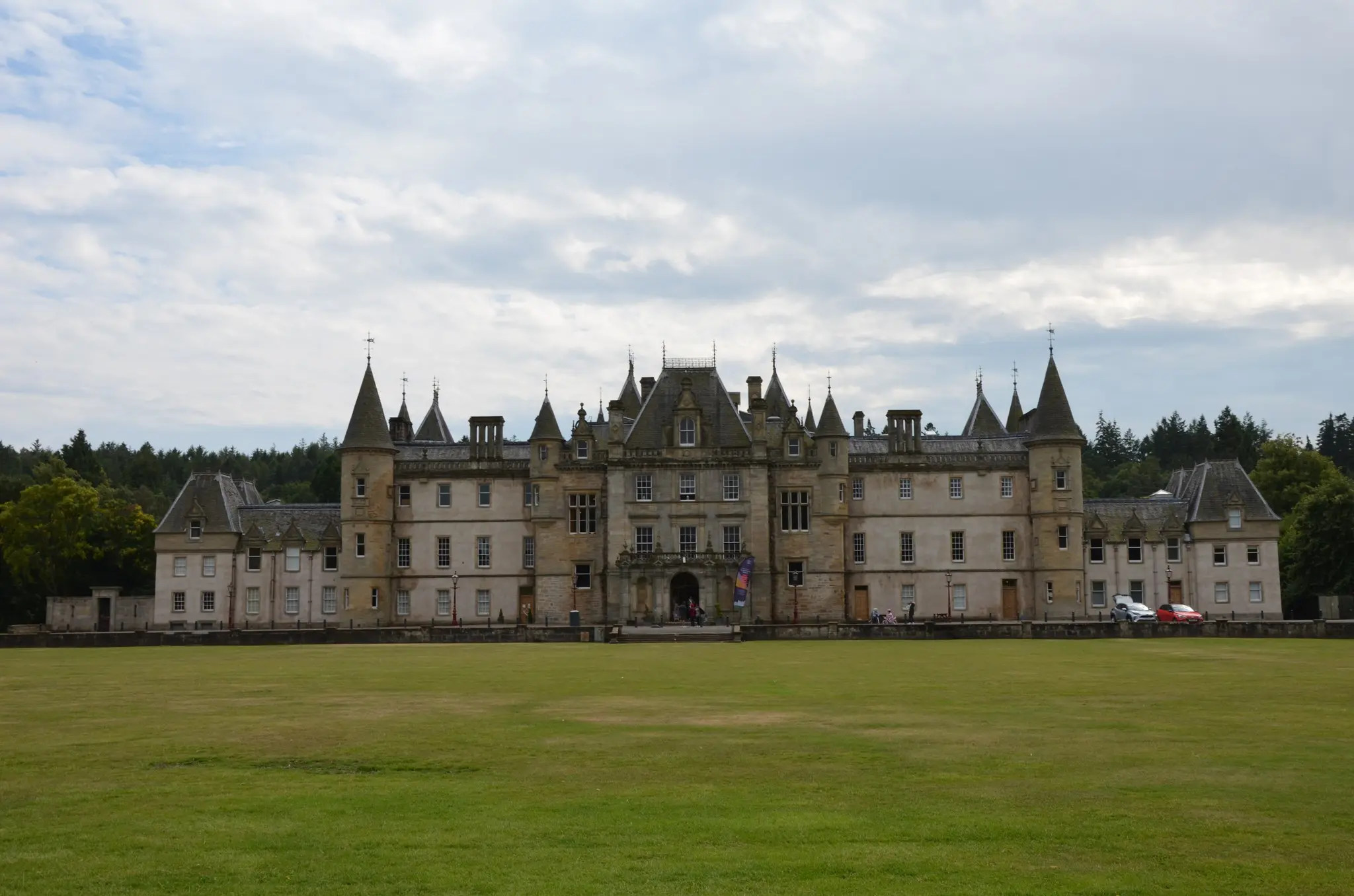 wide shot of a large historic castle in Scotland